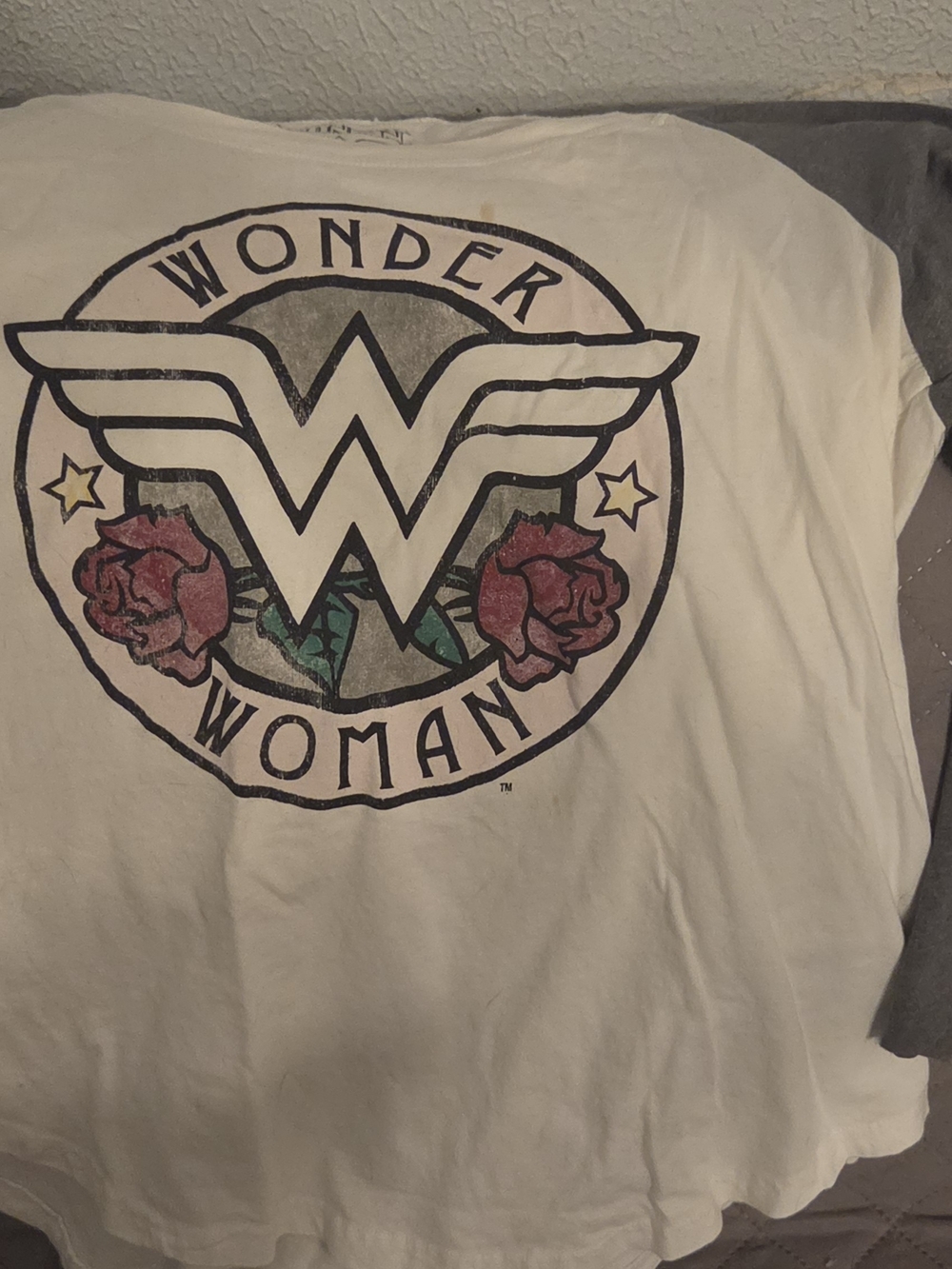 DC Wonder Woman Graphic Tee - White with Red Rose Accents